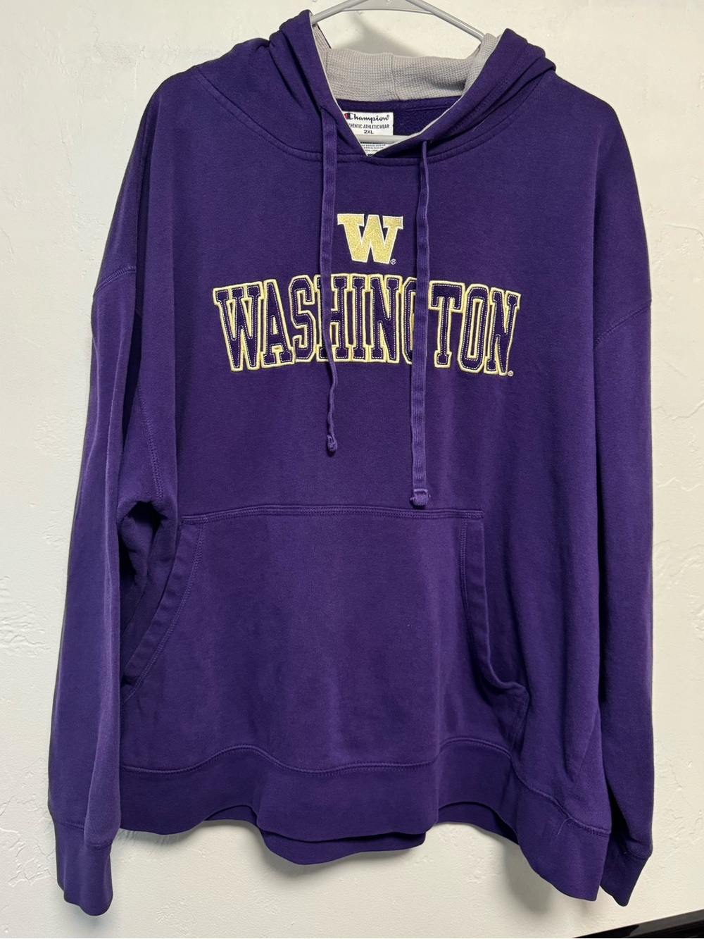 Champion University of Washington Huskies Pullover Hoodie Sweater